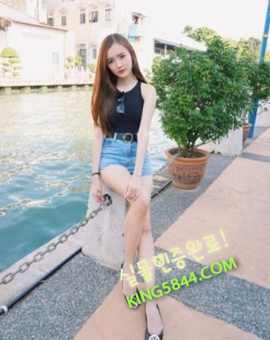 왕의 만족 최주희
